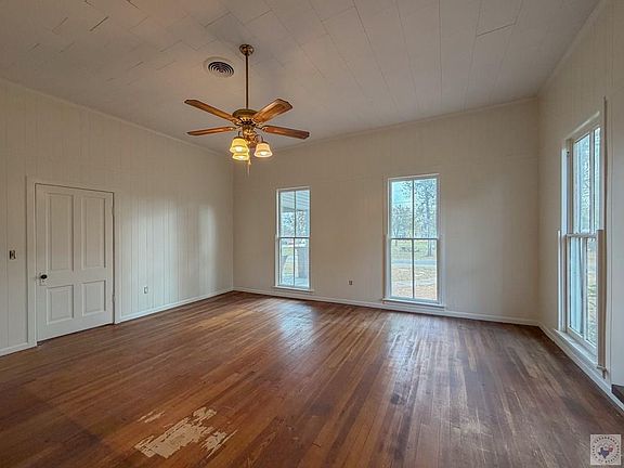 21st image of this home