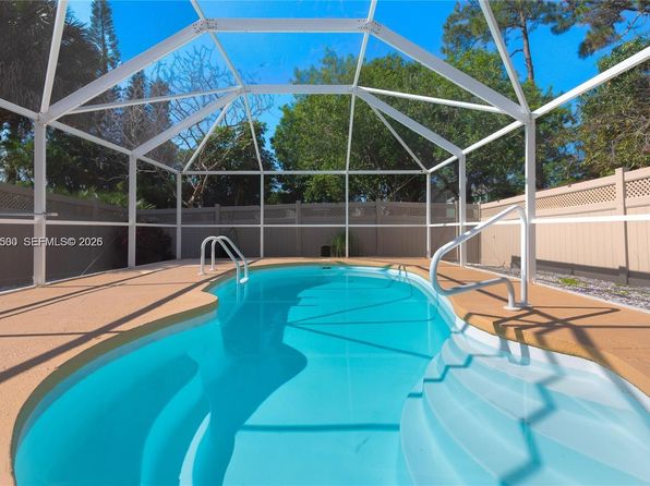 5800 Rambler Rose Way