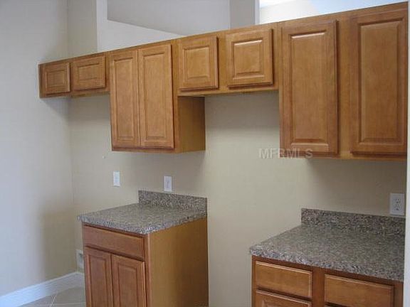 5th image of 2239 Ipsden Dr