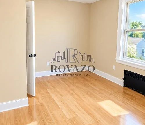 4th image of 105 N 10th St APT 2
