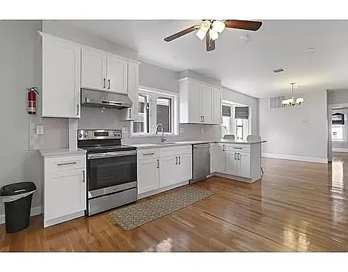 32-32A Winship St #2 Photo 1 32-32A Winship St #2 Photo 1