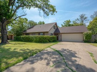 2018 W Northgate Dr, Irving, TX 75062