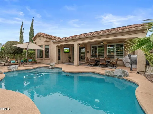 4515 E RAKESTRAW Lane, Gilbert, AZ 85298