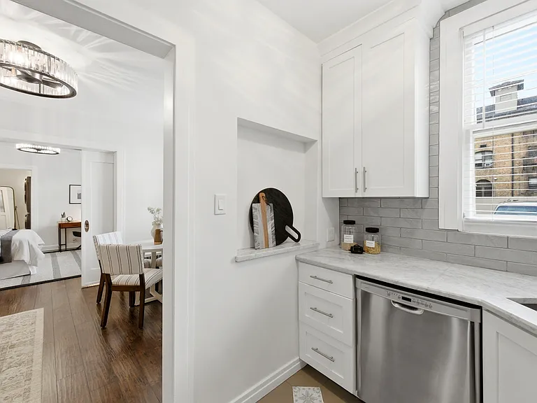 29 S State St #106 — Photo 3