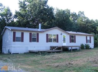 5062 Summer Dr, Acworth, GA 30102