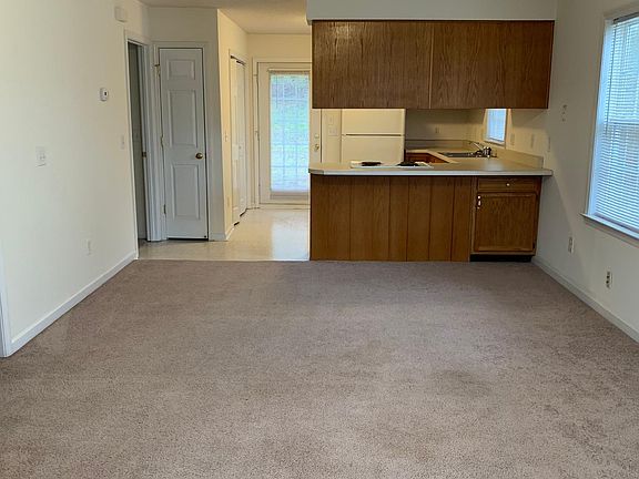 2nd image of 127 Springwood Ln