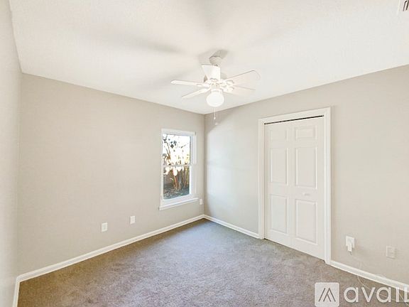 4th image of 8000 Macinnes Dr