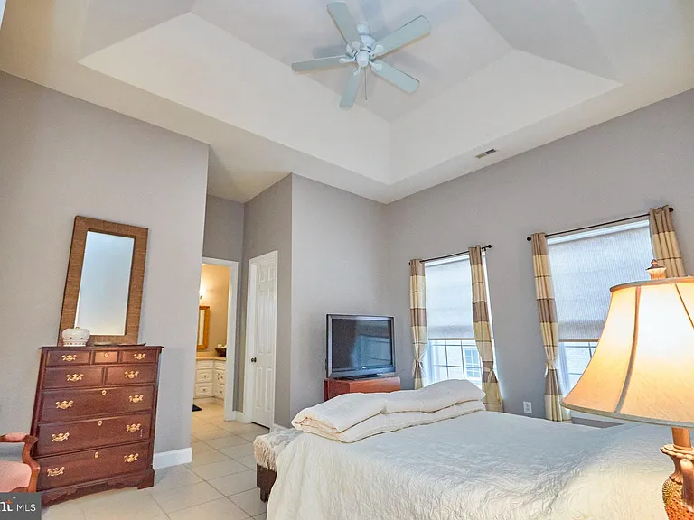 12815 Braddock Rd — Photo 15
