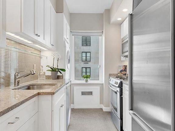 4th image of 605 Park Avenue 9d #9D