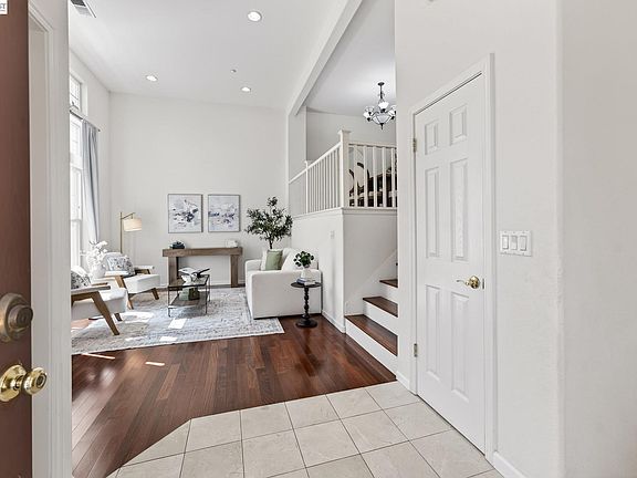 4th image of 3554 Shadowbrook Ter