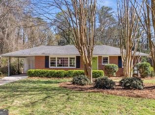 2477 Hunting Valley Dr, Decatur, GA 30033