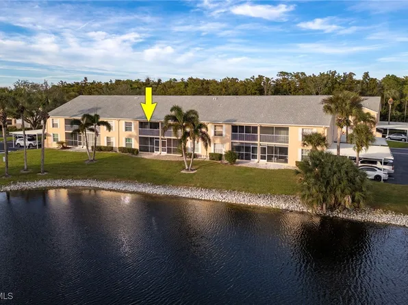 774 Wiggins Lake Dr APT 204, Naples, FL 34110