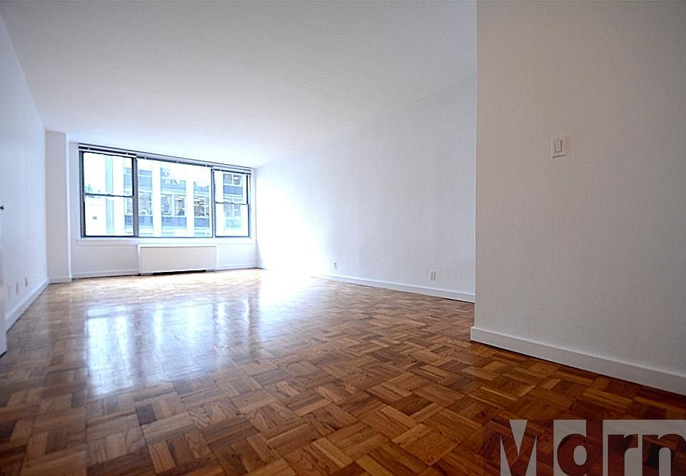 1st image of 65 W 55th St APT 10D