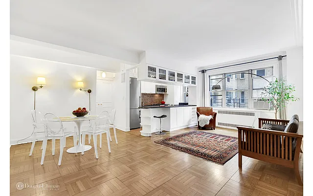 Sold by Douglas Elliman | media 25