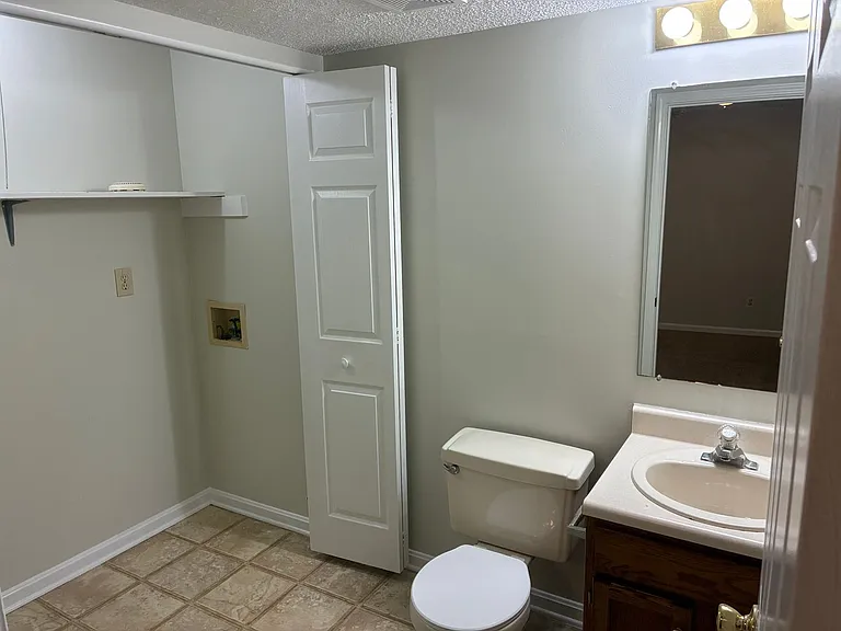 1331 Amandajo Dr — Photo 49