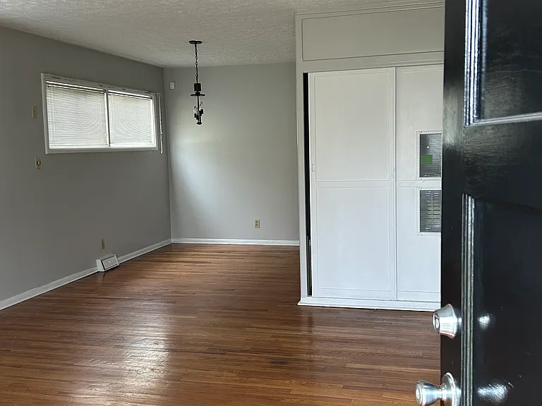 4832 Redstart Rd — Photo 13