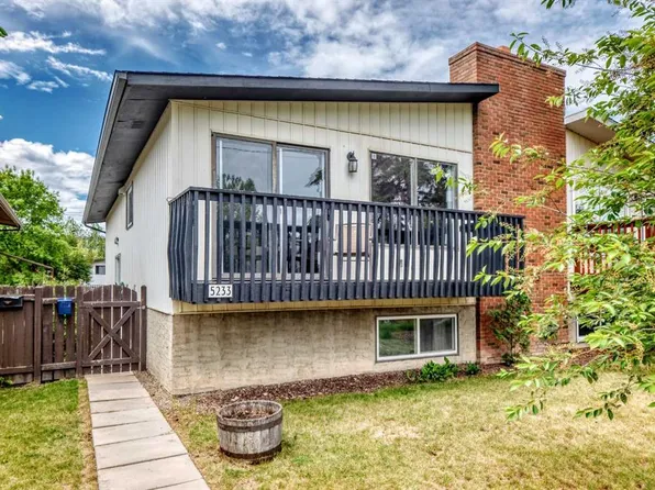 5233 NE 17th Ave NW, Calgary, AB T3B 4N6