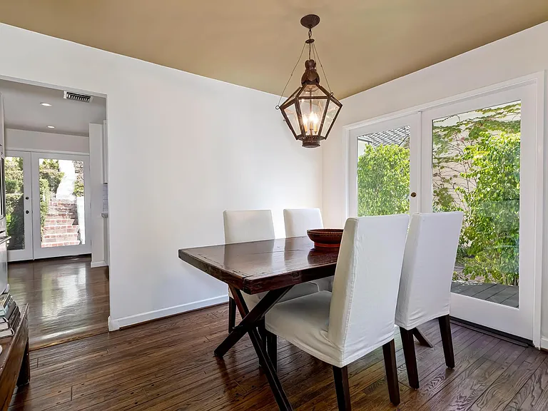 1448 N Beverly Dr — Photo 10