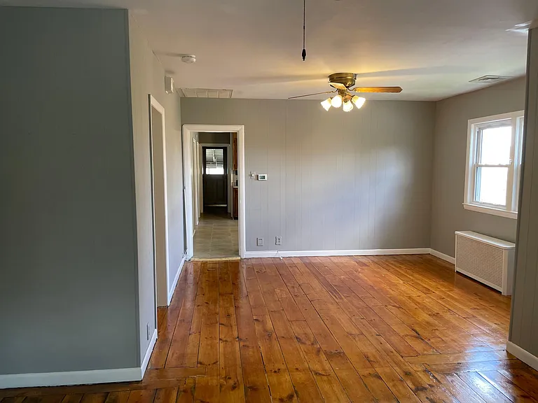 223 Norfolk St #2 — Photo 5