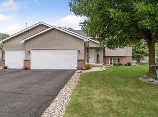 944 Walnut St S, Belle Plaine, MN 56011