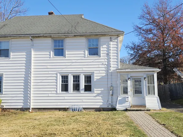 12 Goshen Street, Hartford, CT 06106
