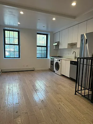 Rented by Real Broker NY LLC | media 9