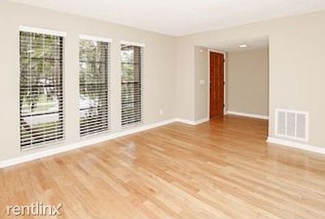 1st image of 33 Bishop Creek Dr