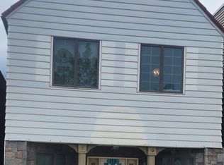 115 S Broadway Ave, Gilbert, MN 55741
