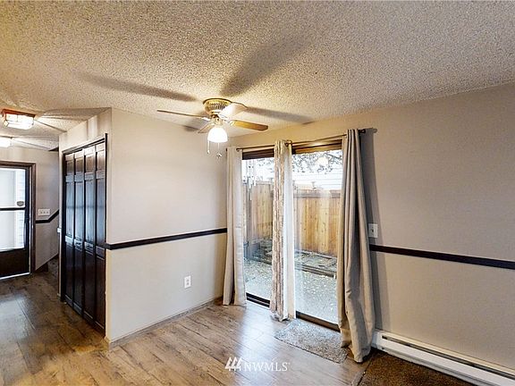 5th image of 1901 M St NE #1915