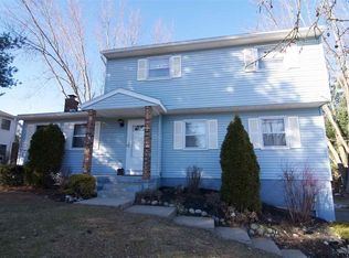 11 Merchant Rd, Gansevoort, NY 12831