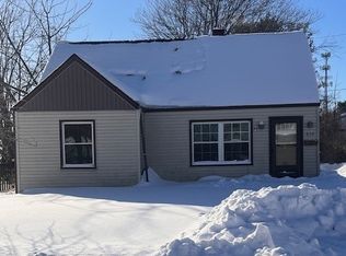 610 Elm St, Struthers, OH 44471