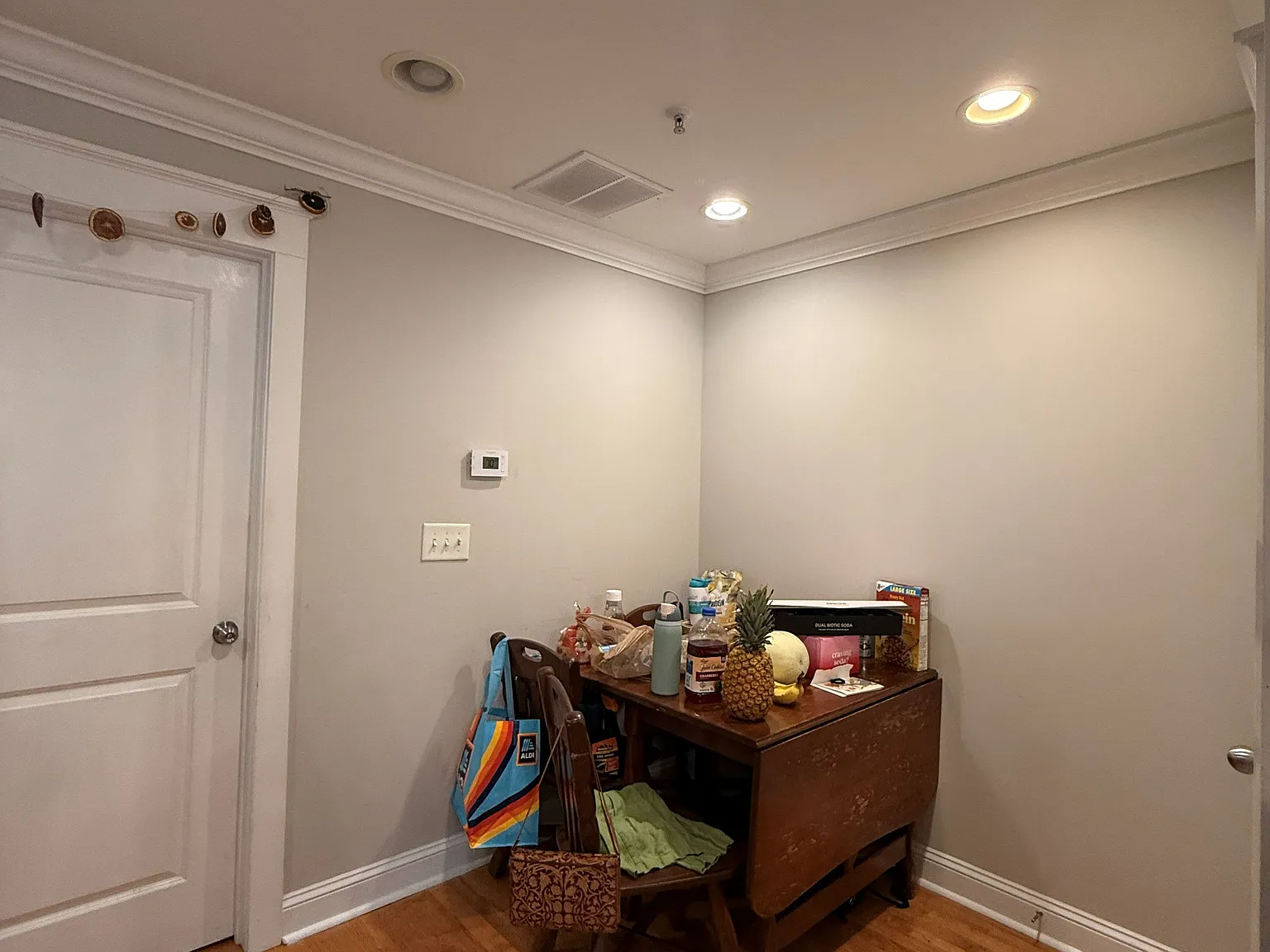 3 bed, 1406 sqft, $1,950 — Photo 3