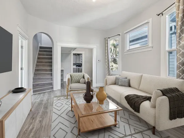 3133 Harrison St, Oakland, CA 94611