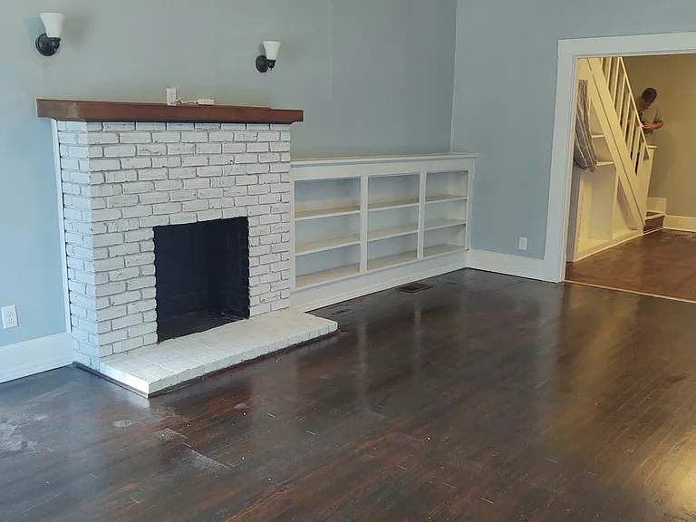 719 W Faulkner St #719 — Photo 2