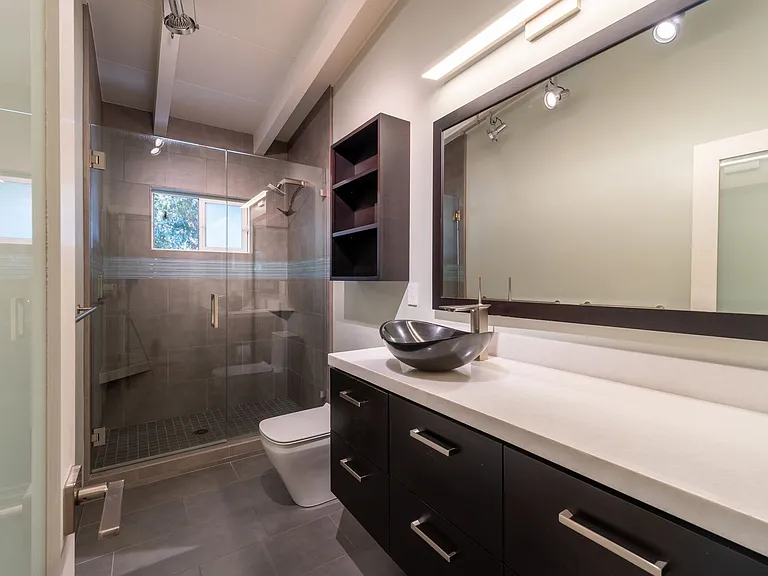 1145 Harrison St — Photo 29
