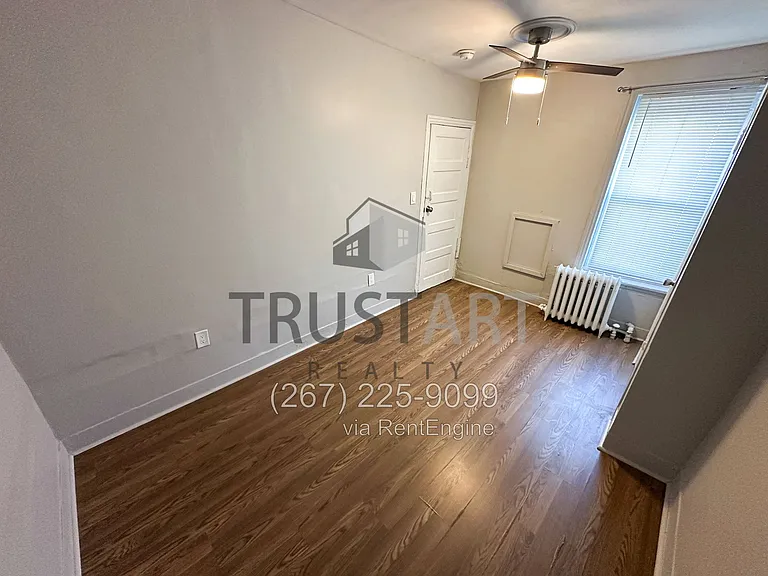 1867 E Wensley St — Photo 15