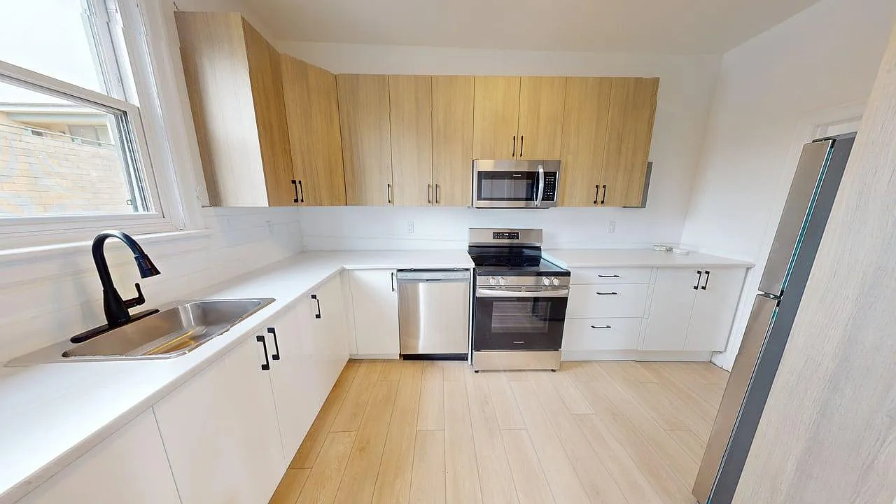 260/2 Dalhousie Avenue — Photo 4