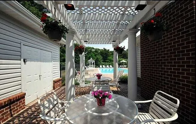 Riverhead Landing II — Photo 18