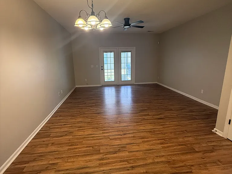 4779 Skillmaster Ct — Photo 3