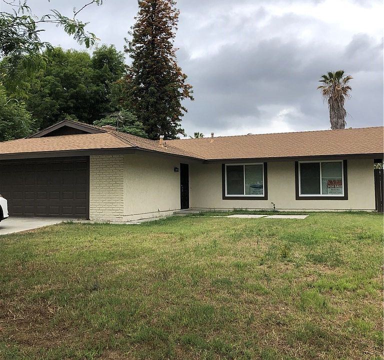 1st image of 7087 Manhattan Dr