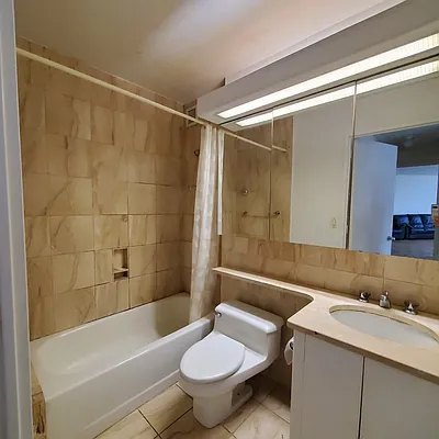 Rented by Luxury Habitat | media 23