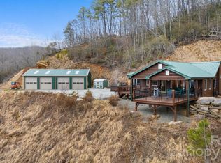 833 Fox Run Rd, Bryson City, NC 28713