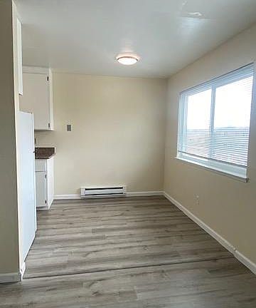 4th image of 396 Susie Way #1