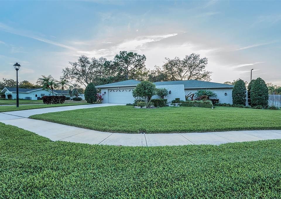 1st image of 2664 WESTCHESTER DRIVE N