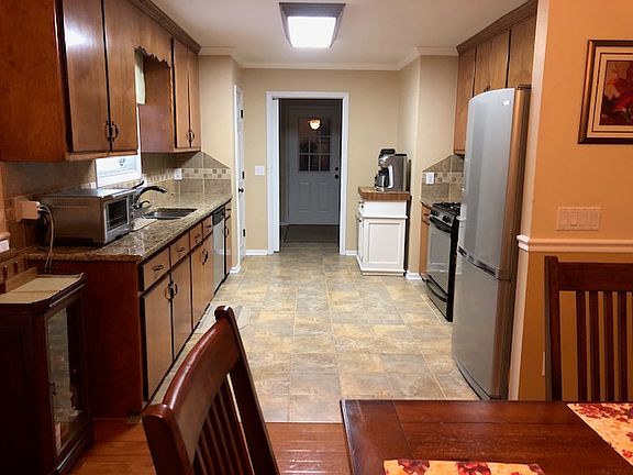 5th image of 2245 Brandywyne Dr
