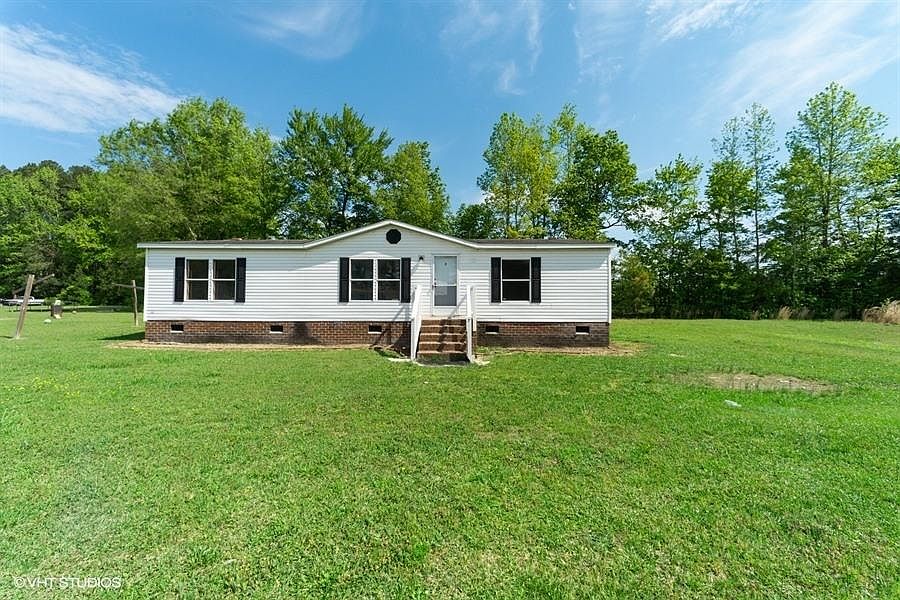 1st image of 225 Blake Dr