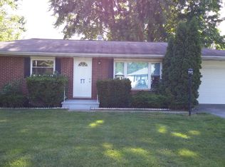 1645 Hillcrest Ave, Wilmington, OH 45177