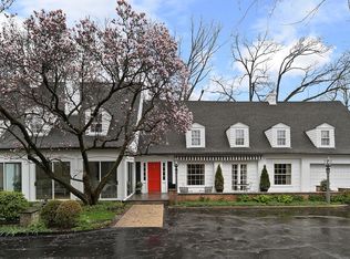 1141 N Green Bay Rd, Lake Forest, IL 60045