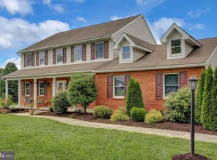 220 Skyline Dr, Mechanicsburg, PA 17050
