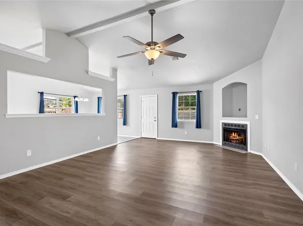 1311 E Eastview Dr, Rogers, AR 72758